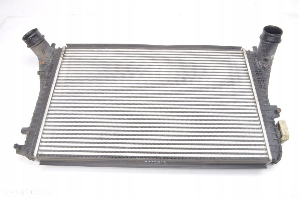 GOLF VI PASSAT B7  SCIROCCO III CHŁODNICA POWIETRZA INTERCOOLER 1K0145803BP - 1