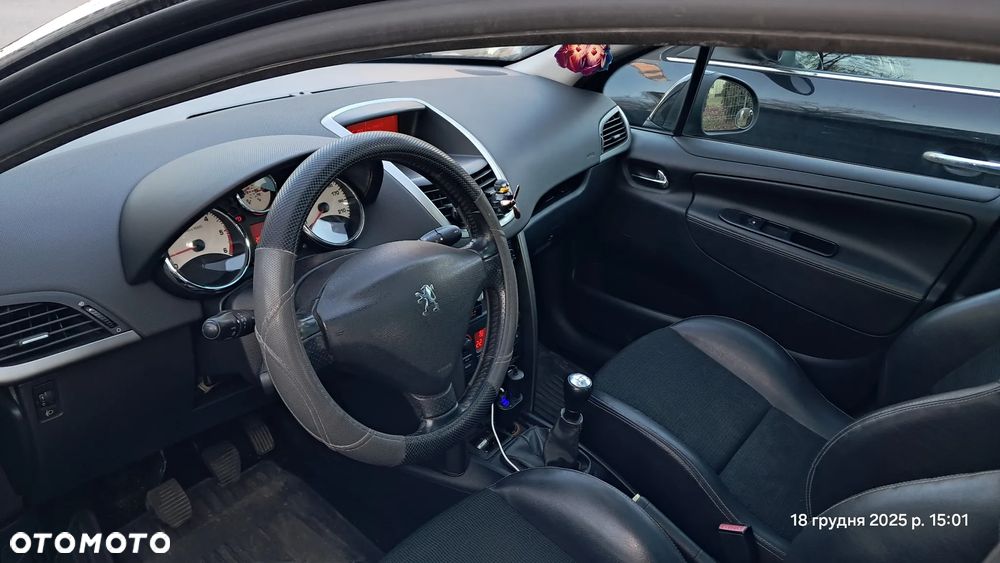 Peugeot 207 110 HDi FAP (Blue Lion) Business-Line - 15