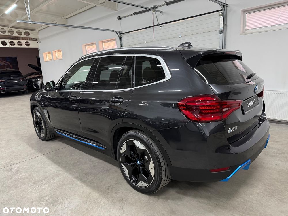 BMW iX3 80kWh Impressive - 12