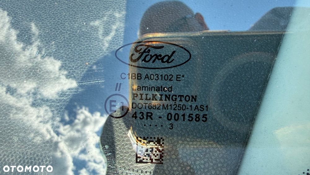 Ford Fiesta 1.0 EcoBoost Titanium ASS - 26