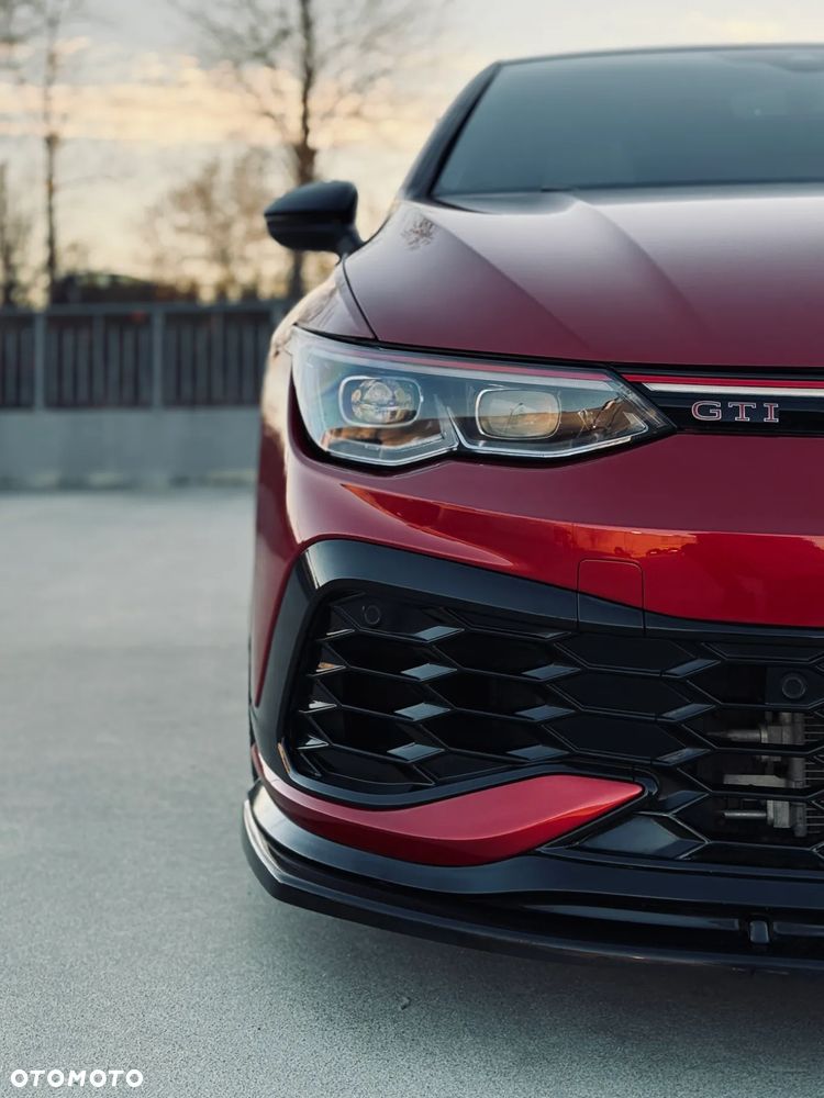 Volkswagen Golf GTI (BlueMotion Technology) DSG Performance - 24