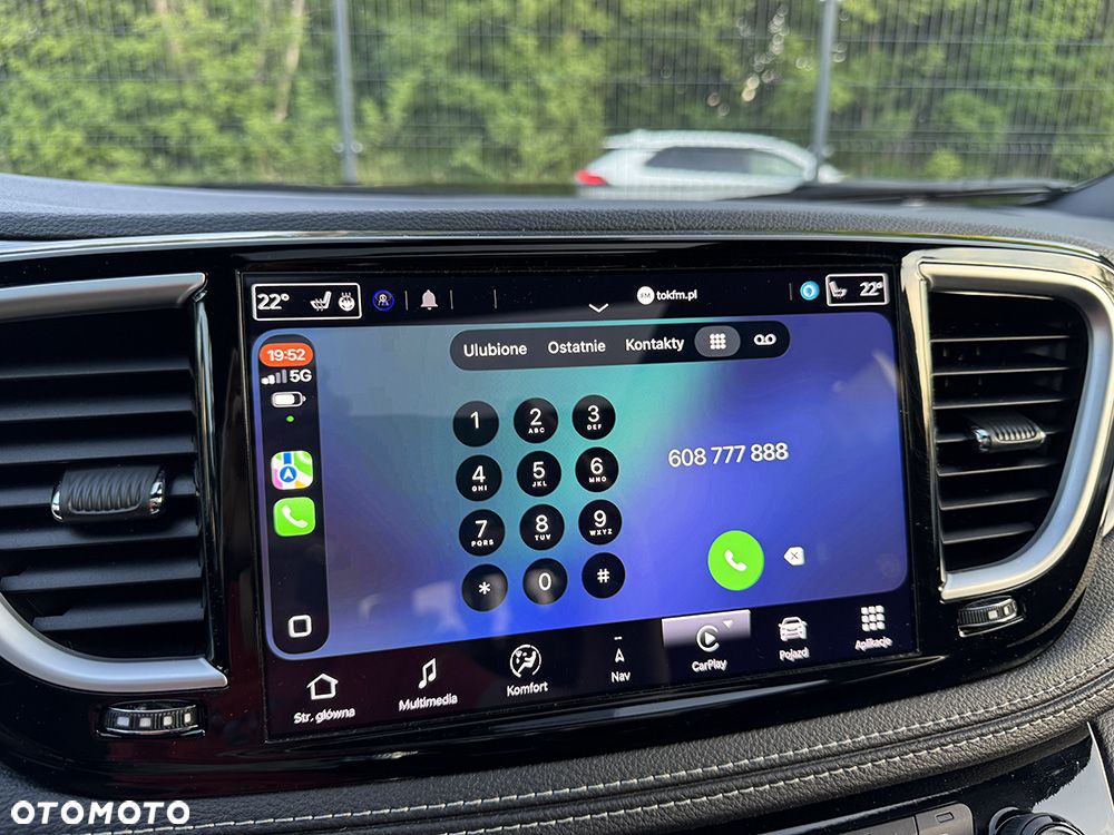 Chrysler Pacifica - 17