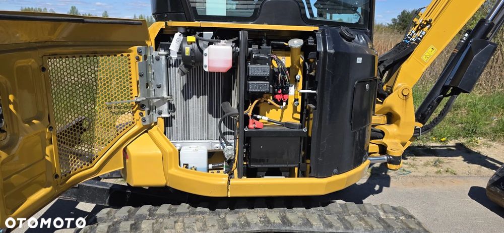 Caterpillar 302,7 CR    / 302. 303, 301.8 , 304 , 305 - 9