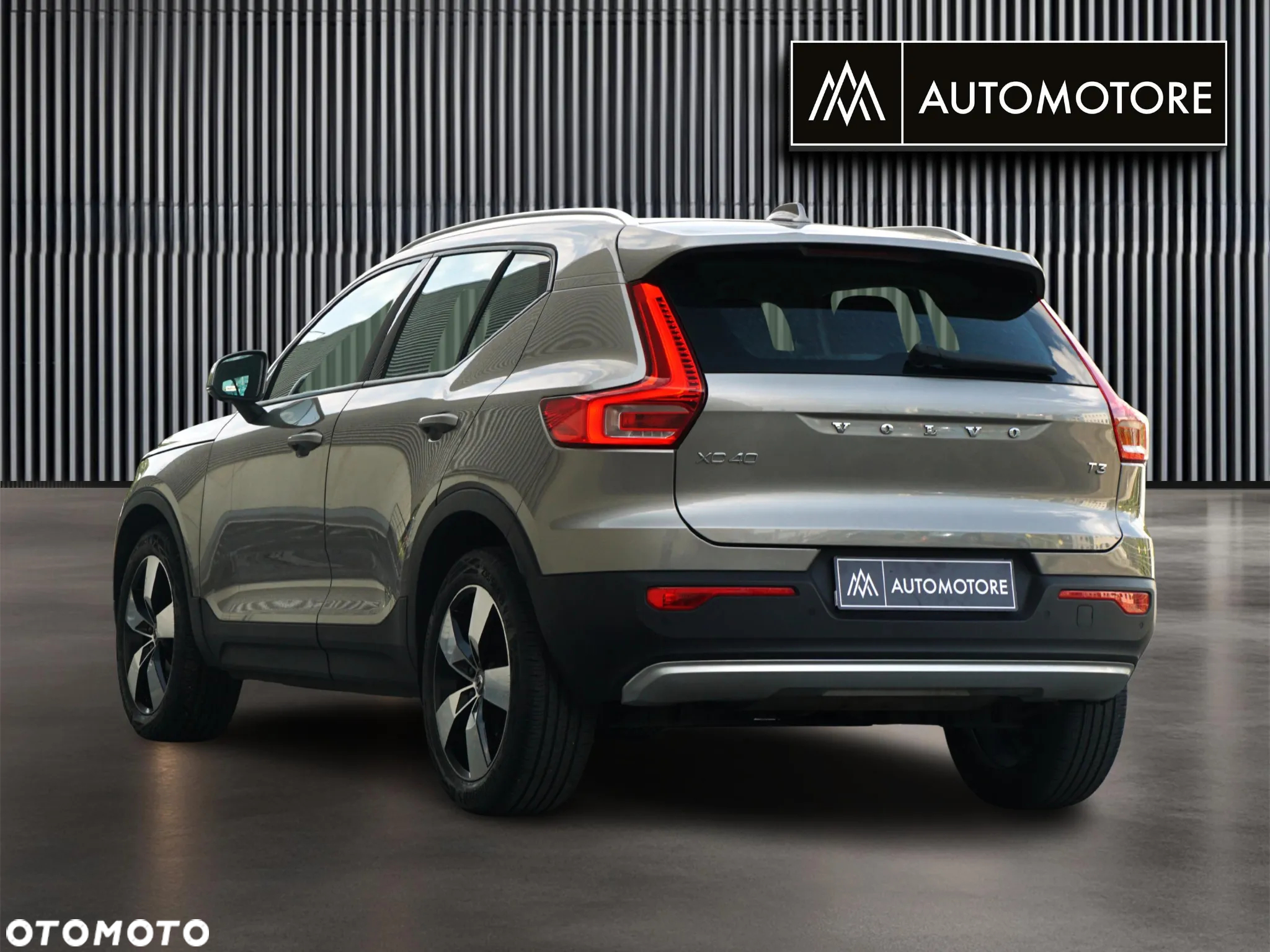 Volvo XC 40 T3 Momentum - 8