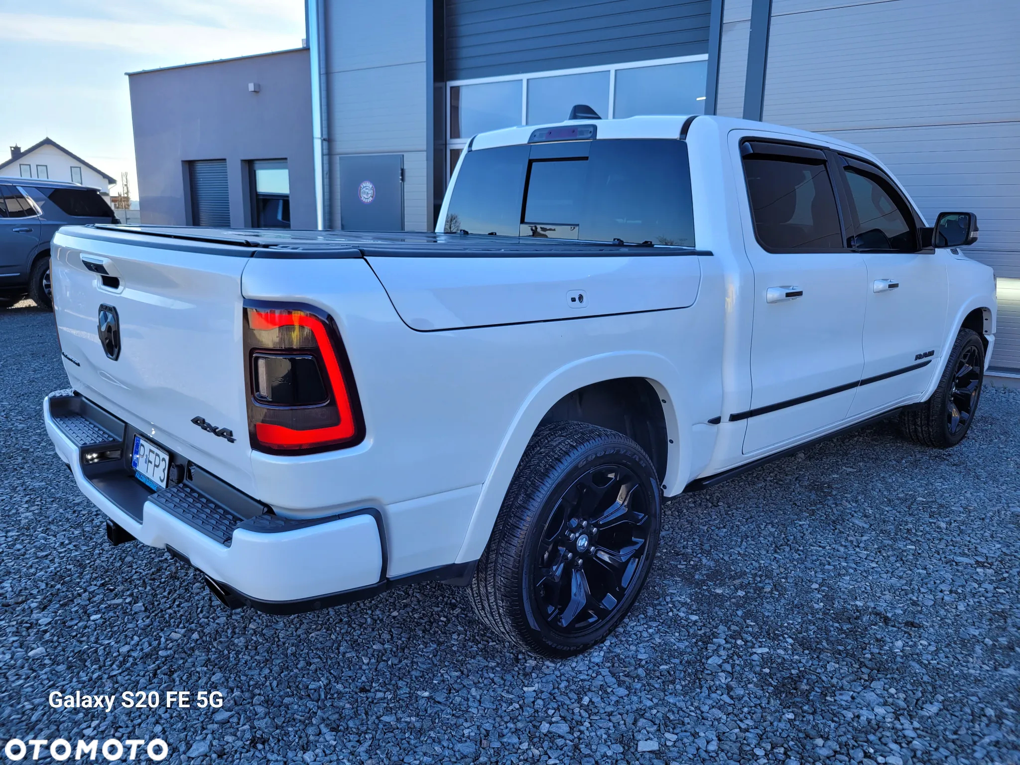RAM 1500 Crew Cab Limited - 23