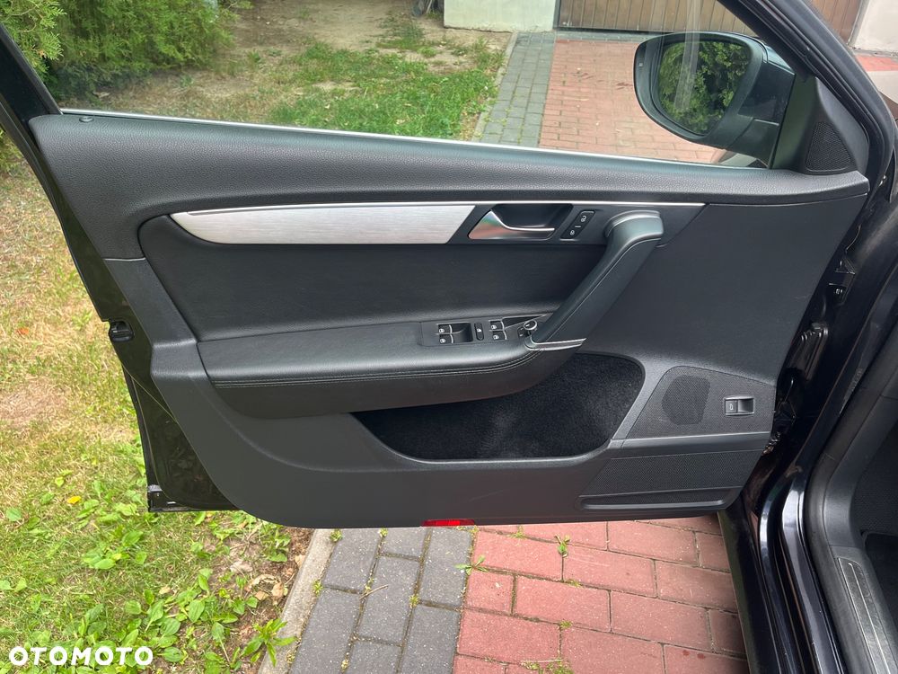 Volkswagen Passat 1.6 TDI BlueMotion Technology Highline - 10