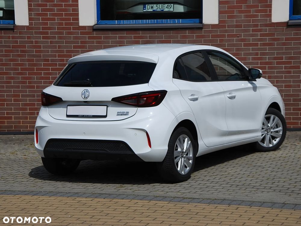 MG MG3 3 Hybrid+ Luxury - 5