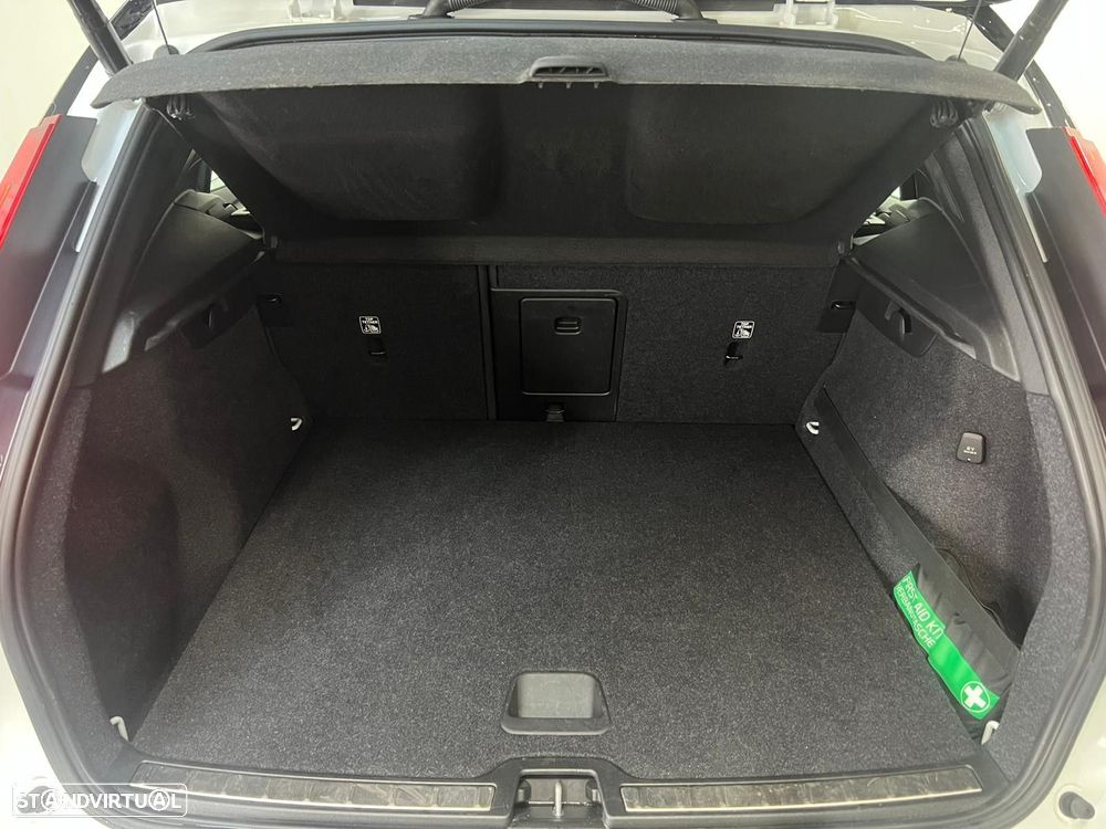 Volvo XC 40 1.5 T5 PHEV Inscription - 25