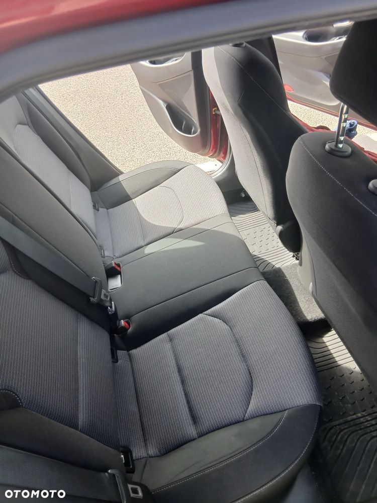 Hyundai i30 1.4 Classic + - 9