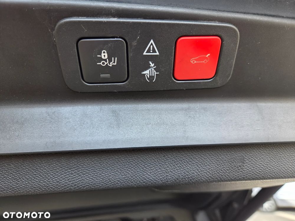 Peugeot 5008 BlueHDi 130 Allure - 23