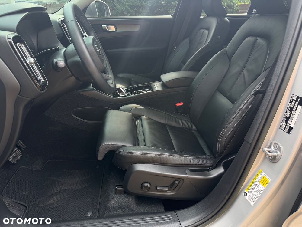 Volvo XC 40 B5 B AWD Ultimate Bright - 17