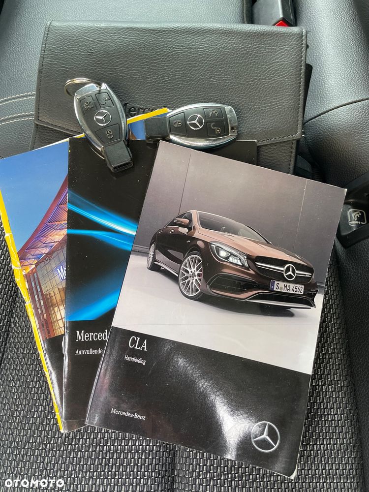 Mercedes-Benz CLA 180 d - 14