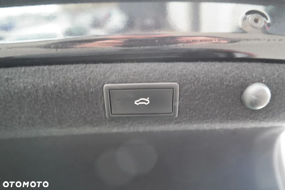 Skoda Superb 2.0 TSI L&K DSG - 14