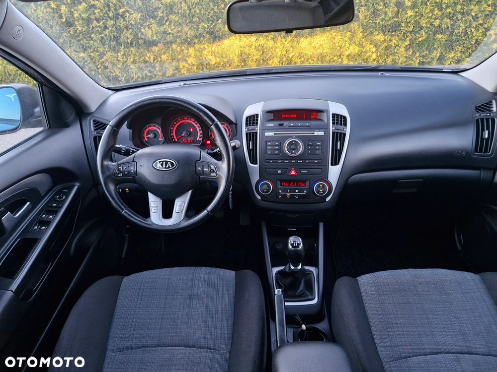 Volkswagen Golf 1.6 Edition - 15