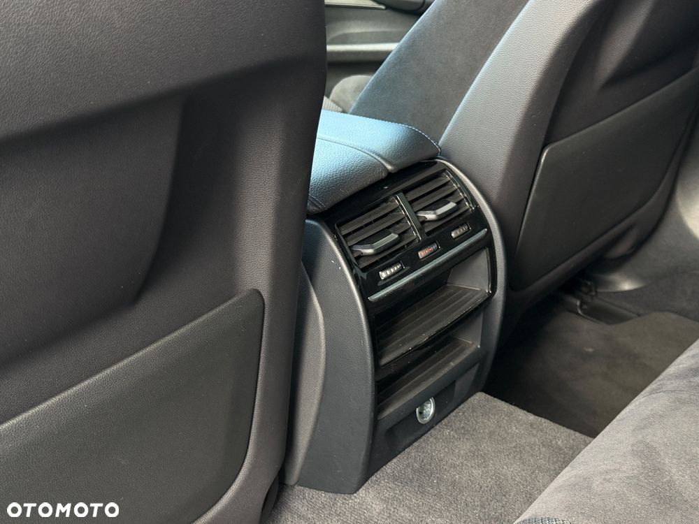 BMW Seria 5 530i xDrive M Sport sport - 9