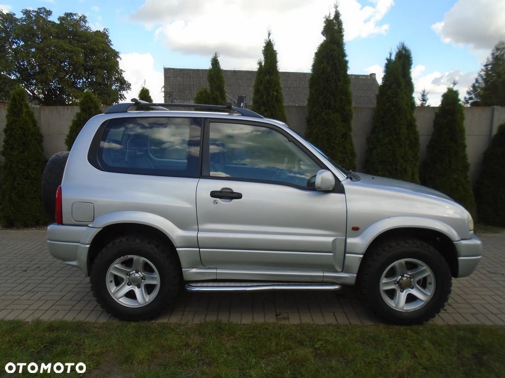 Suzuki Grand Vitara 2.0 - 3