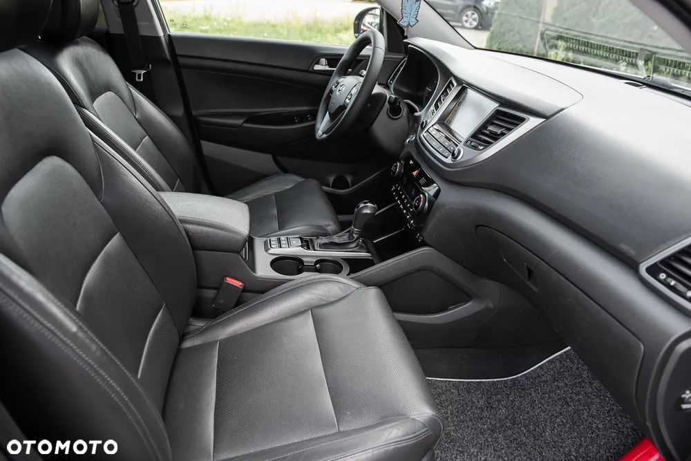 Hyundai Tucson blue 1.7 CRDi 2WD DCT Premium - 36