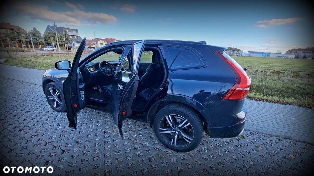 Volvo XC 60 T4 R-Design - 11