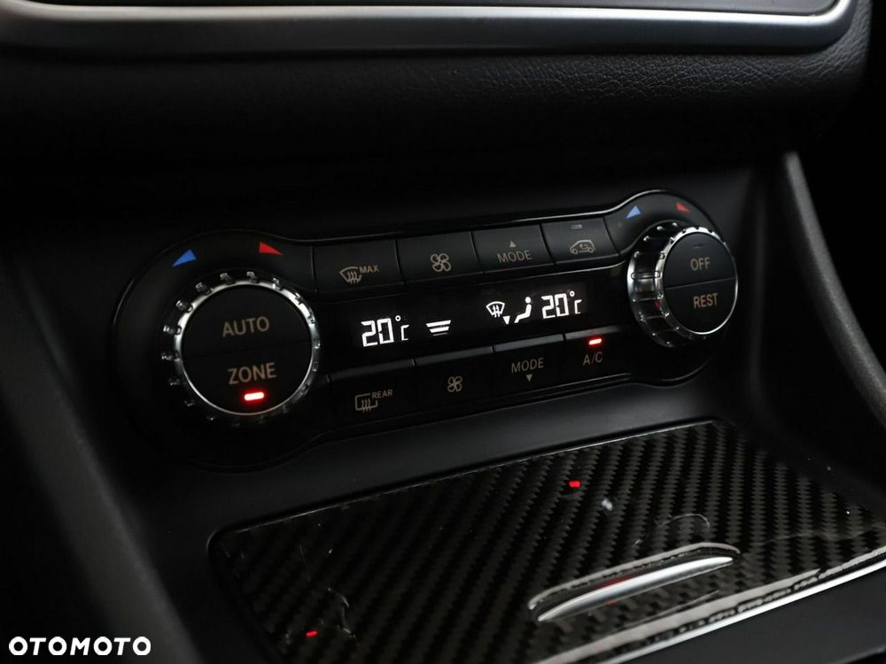 Mercedes-Benz CLA 180 d 7G-DCT Urban - 29