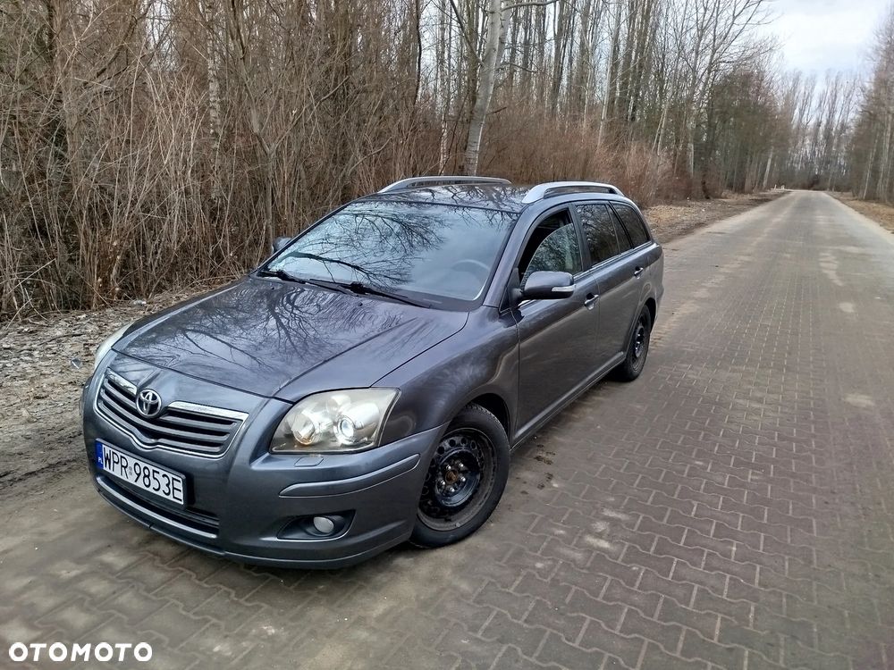 Toyota Avensis 2.2 D-4D Prestige - 1