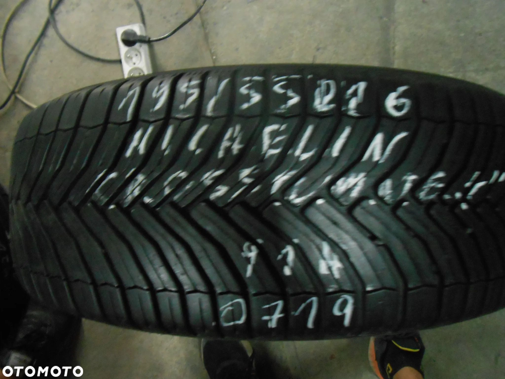 OPONA POJEDYNKA 195/55R16 MICHELIN CROSSCLIMATE + DOT 0719 7.9MM - 1