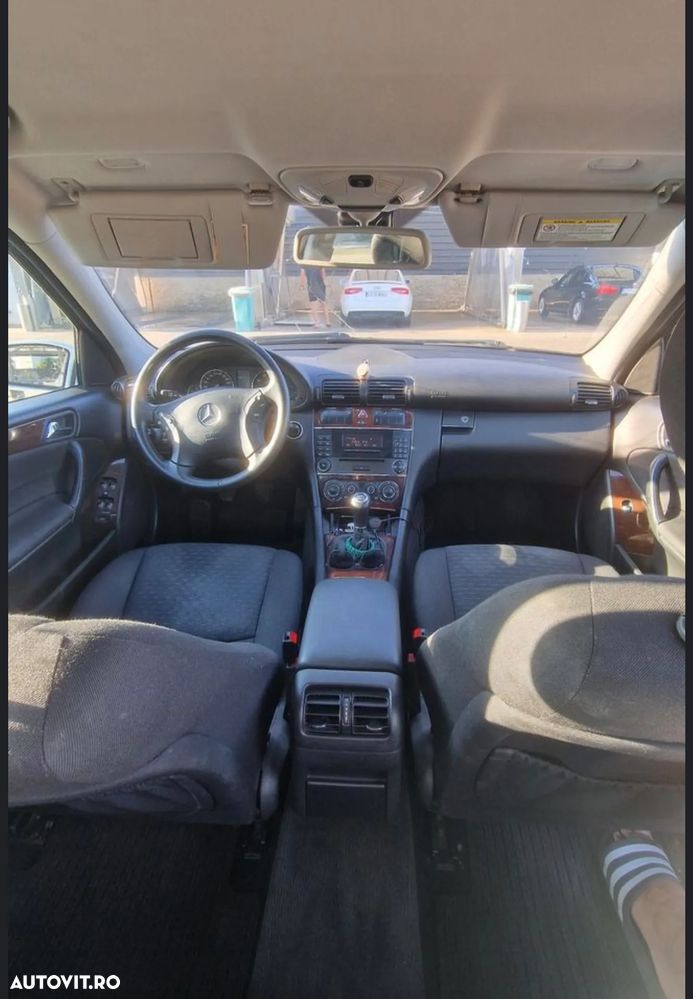 Mercedes-Benz C 180 Kompressor Avantgarde - 4