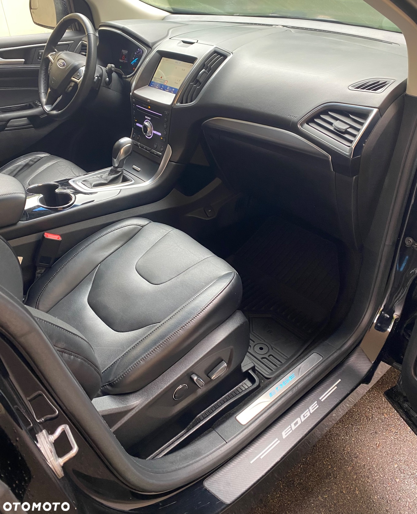 Ford Edge - 20