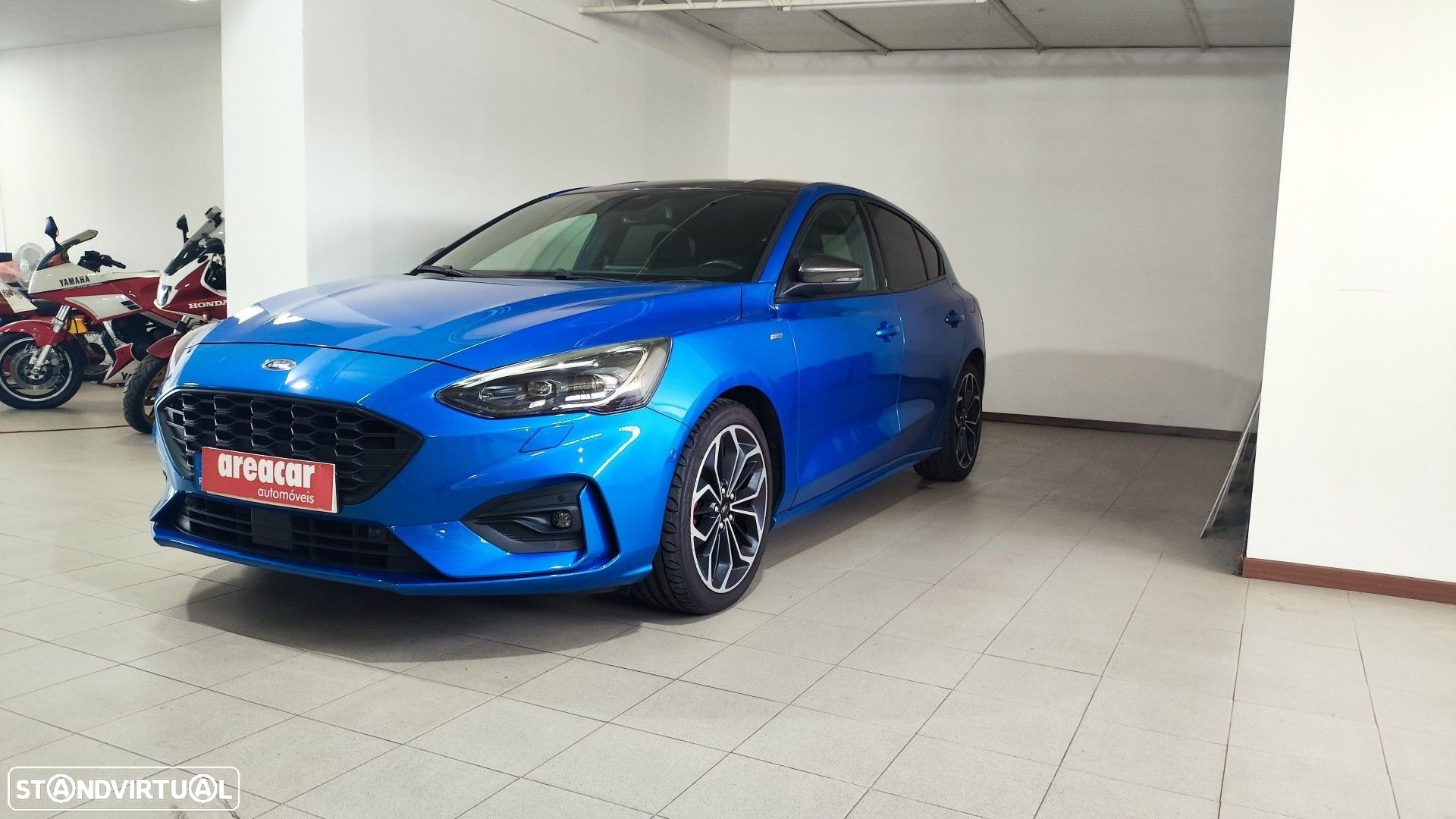 Ford Focus 1.0 EcoBoost MHEV ST-Line X - 1