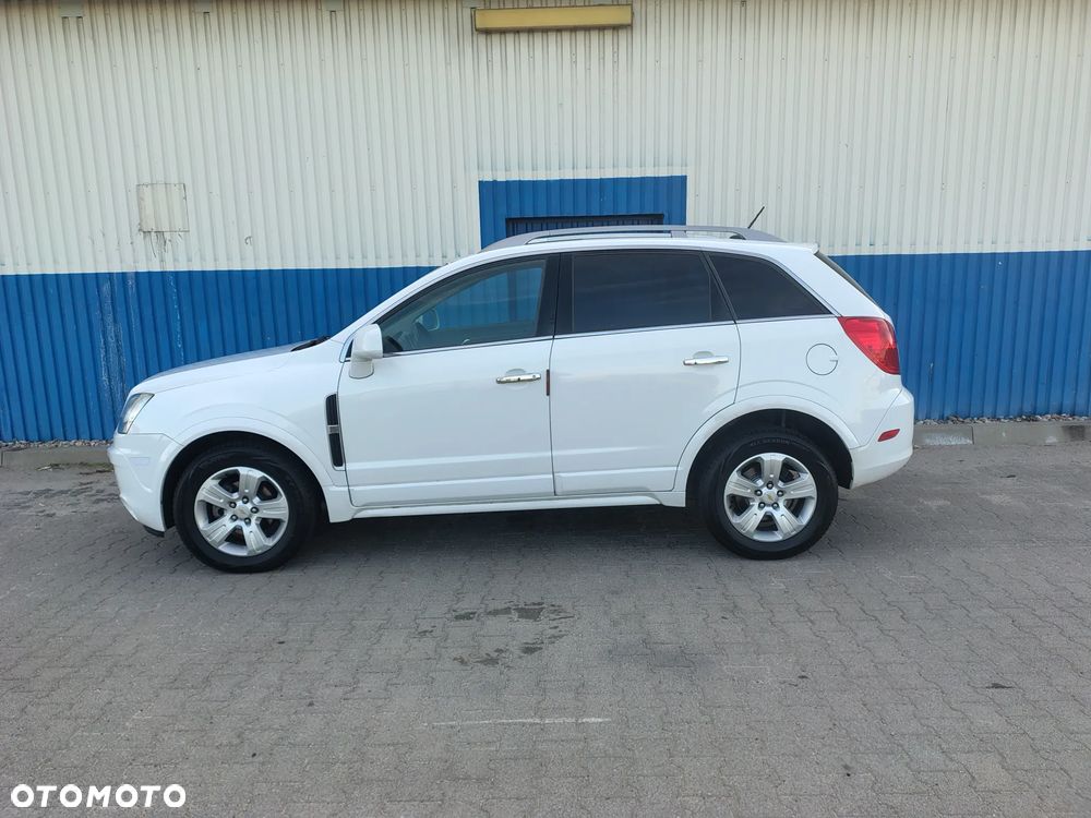 Chevrolet Captiva 2.4 LT+ - 8