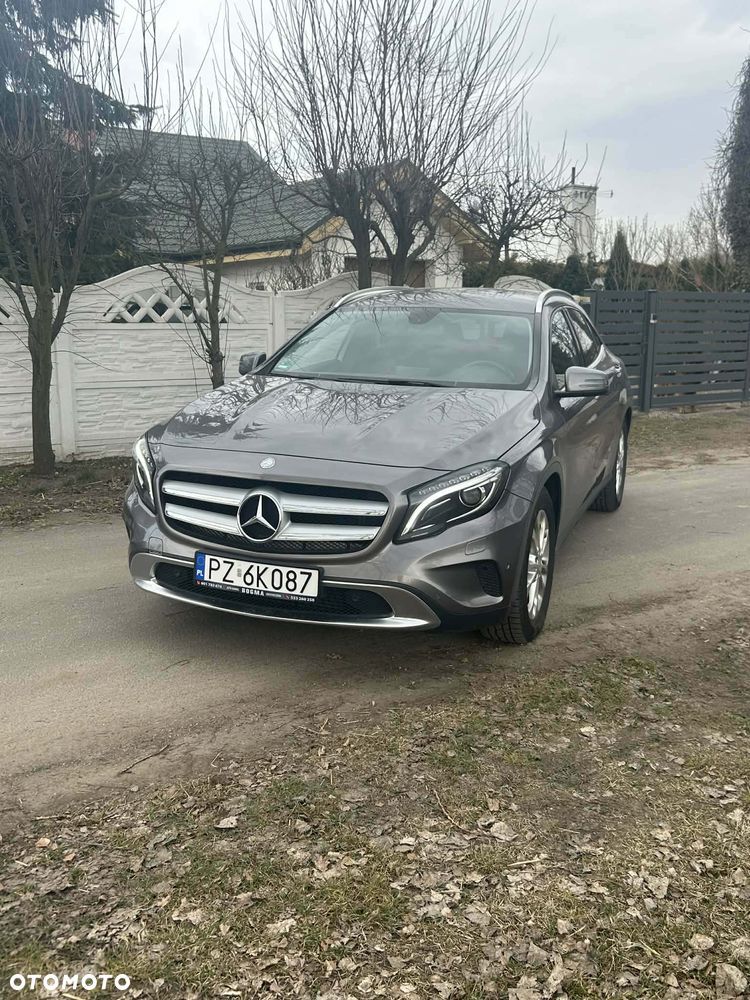 Mercedes-Benz GLA 220 CDI 4Matic 7G-DCT - 6