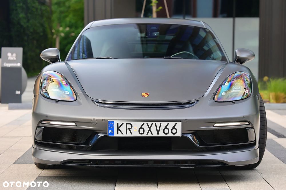 Porsche 718 Cayman - 28