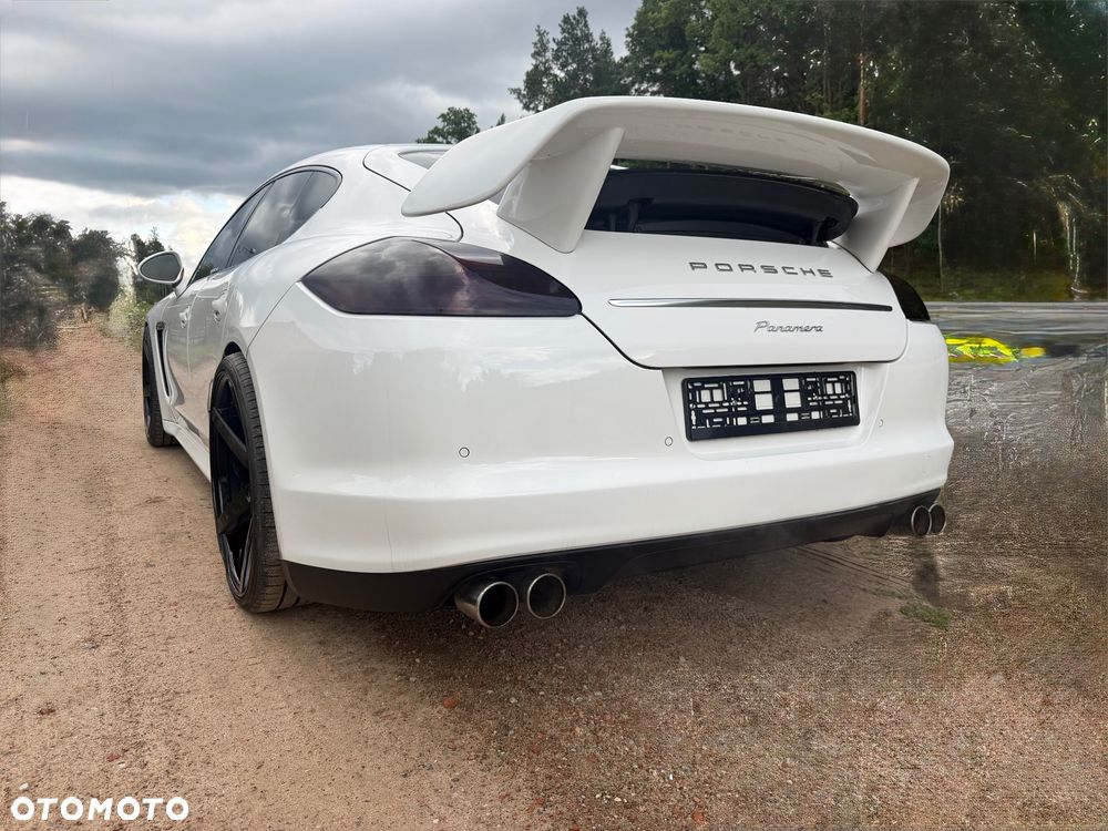 Porsche Panamera 4 PDK - 16