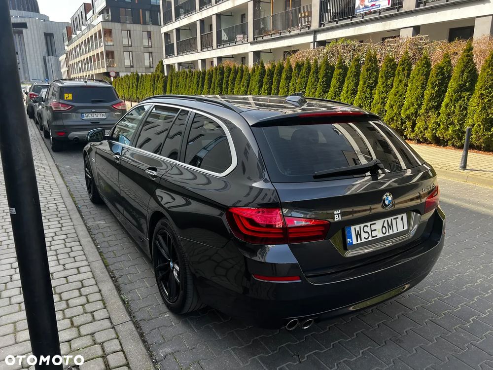 BMW Seria 5 520d Luxury Line - 23