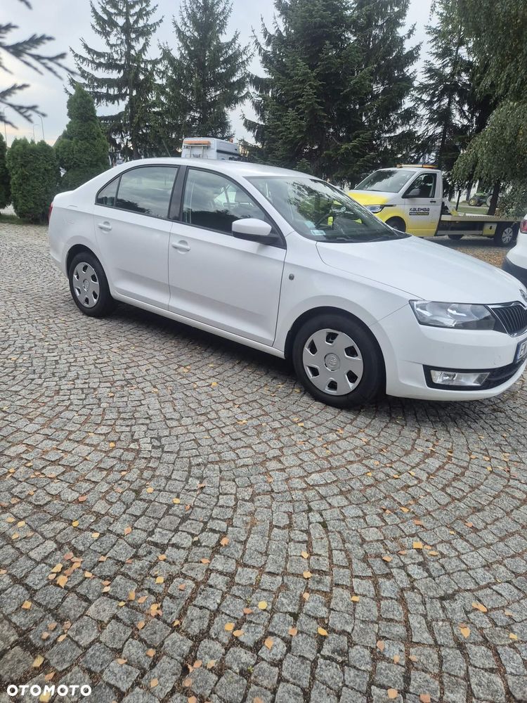 Skoda Rapid 2014 photo 3