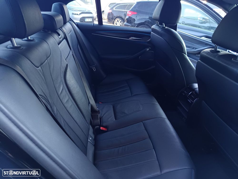 BMW 530 e Pack M - 29