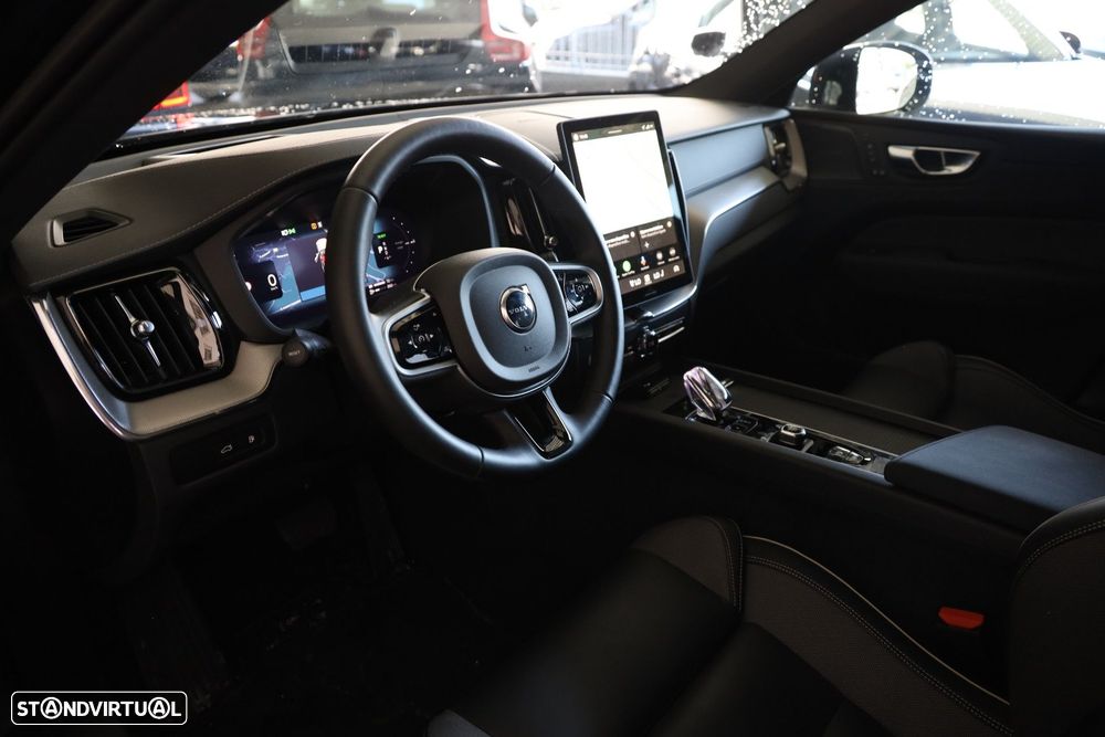 Volvo XC 60 T6 AWD Ultra Black Edition - 13