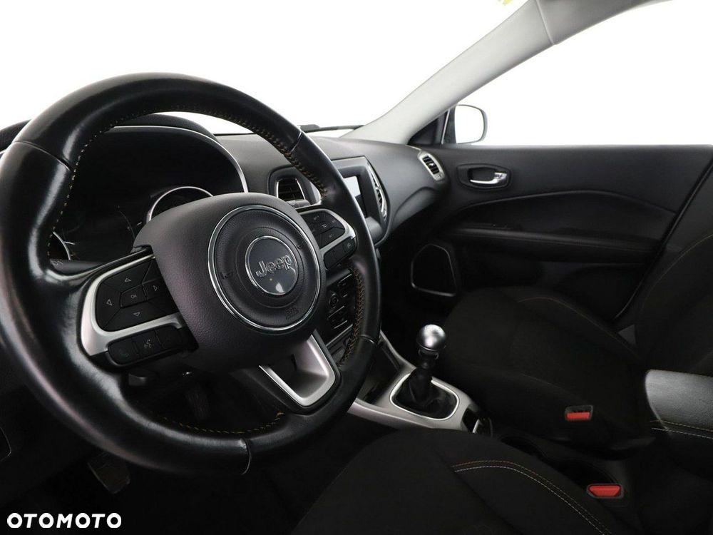 Jeep Compass 1.3 T-GDI I4 Longitude - 15