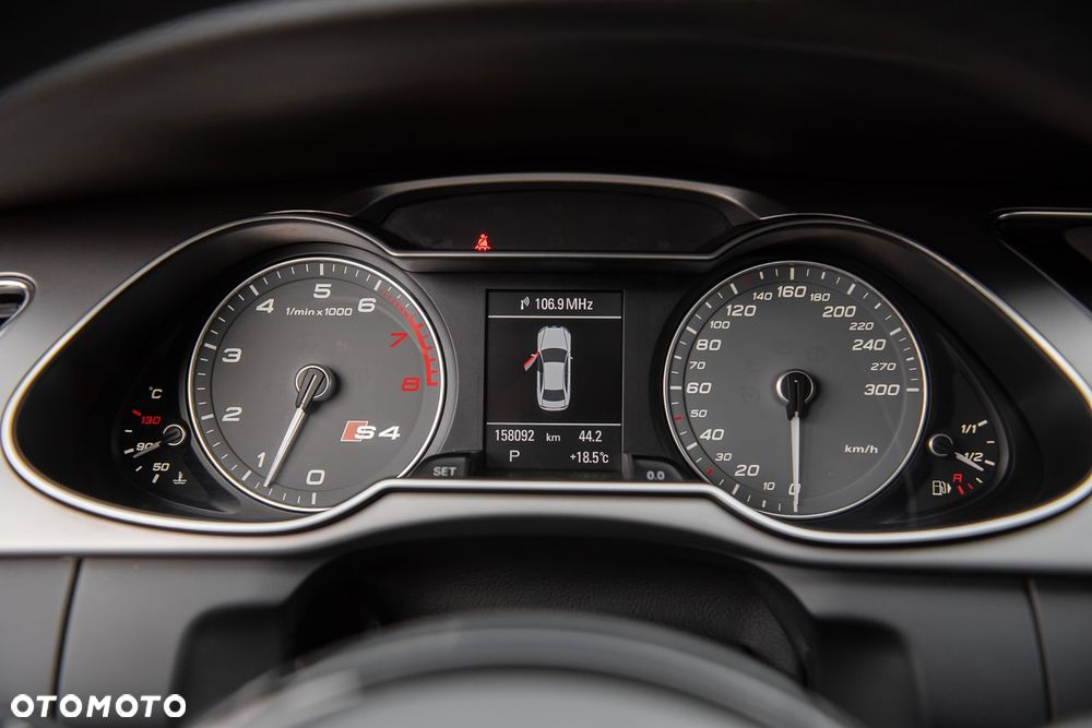 Audi S4 Limousine - 26