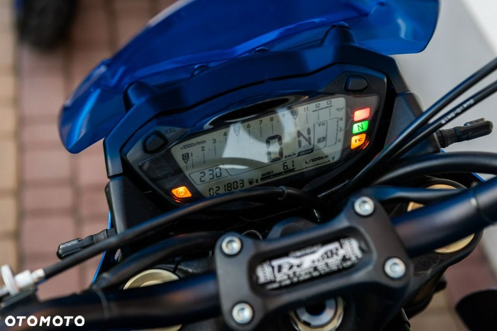 Suzuki GSX - 7
