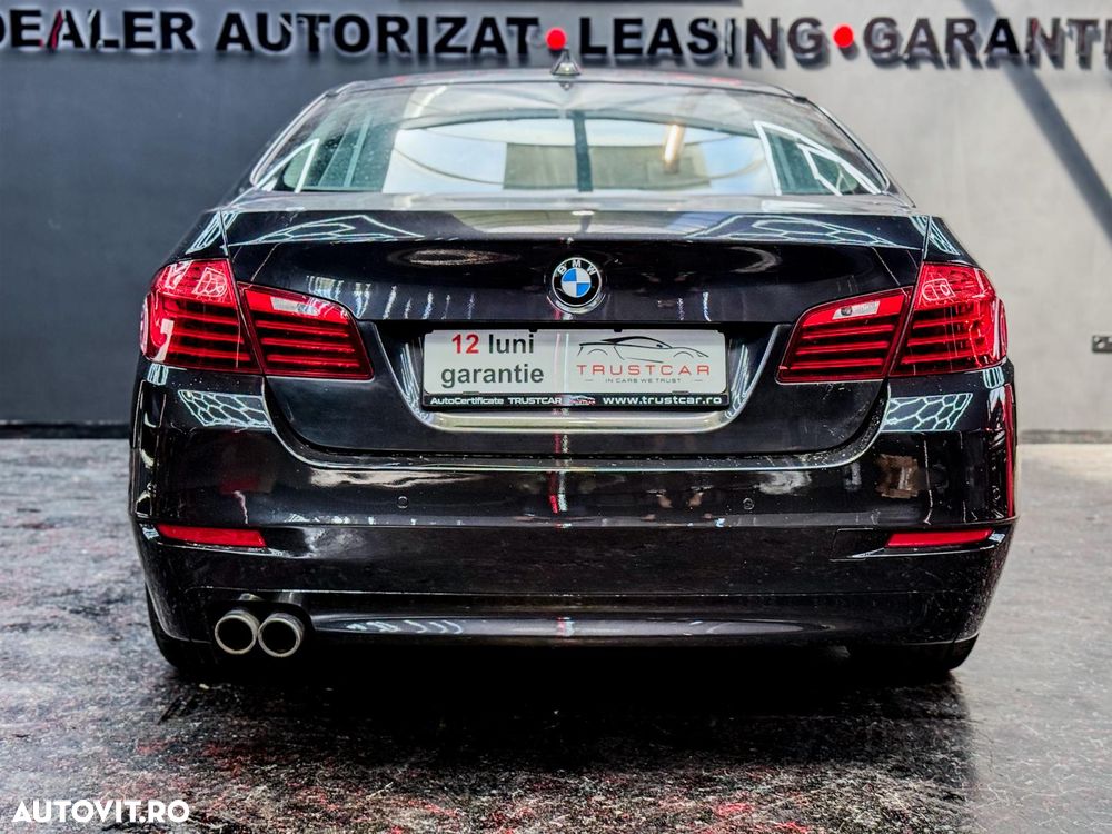 BMW Seria 5 520d Aut. Luxury Line - 12