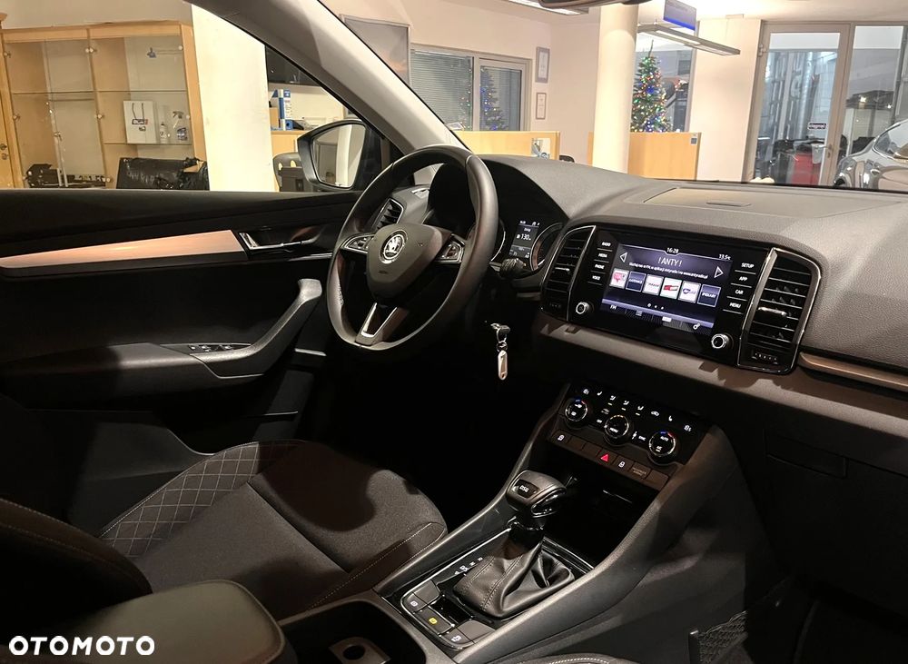 Skoda Karoq 1.6 TDI 4x2 Style DSG - 25