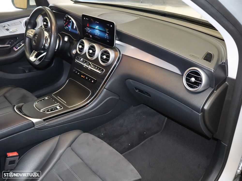 Mercedes-Benz GLC 300 d 4Matic 9G-TRONIC AMG Line - 18