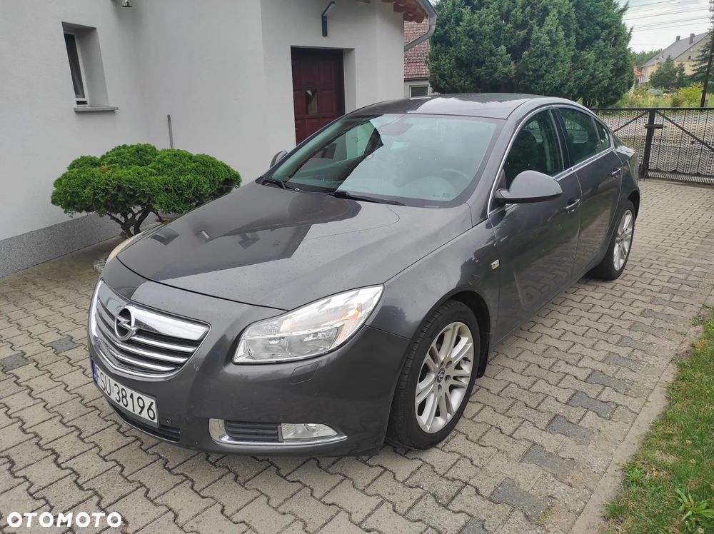 Opel Insignia 1.8 Cosmo - 1
