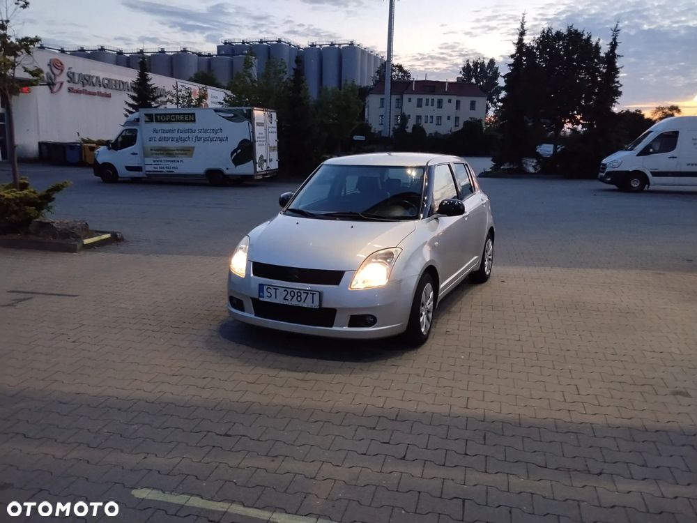 Suzuki Swift - 21