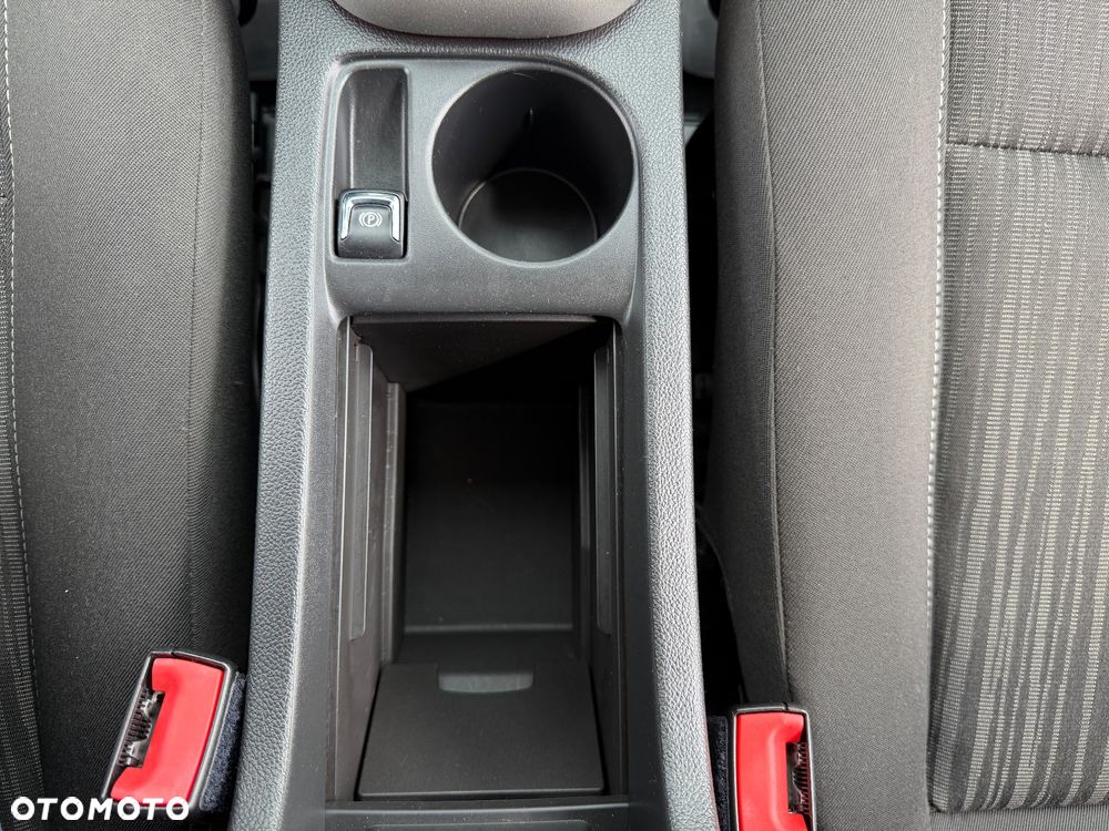 Opel Astra 1.4 Turbo - 27