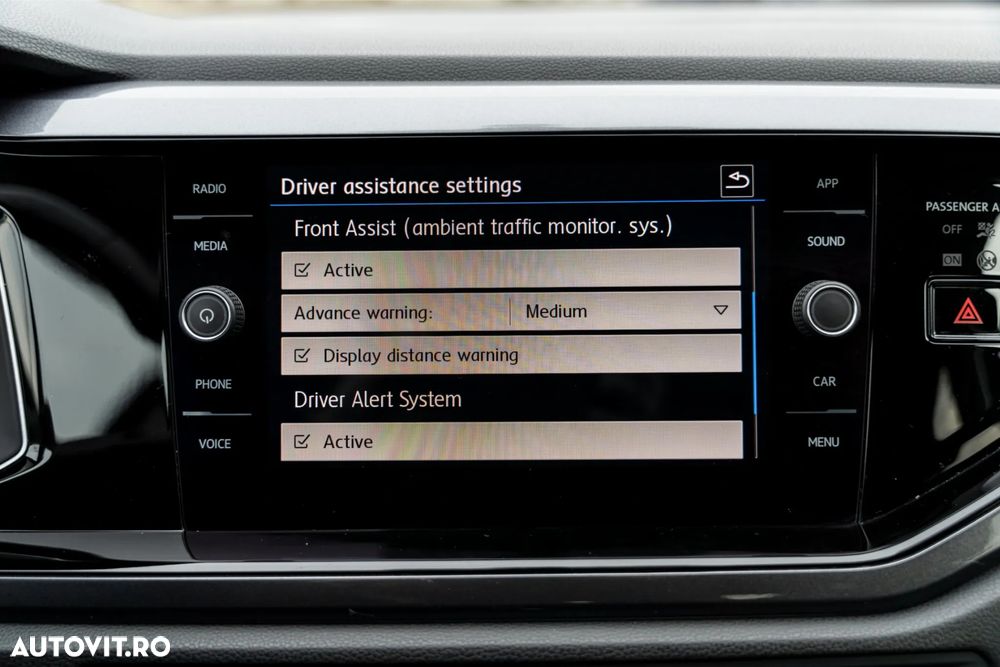 Volkswagen Polo 1.6 TDI SCR DSG Comfortline - 24