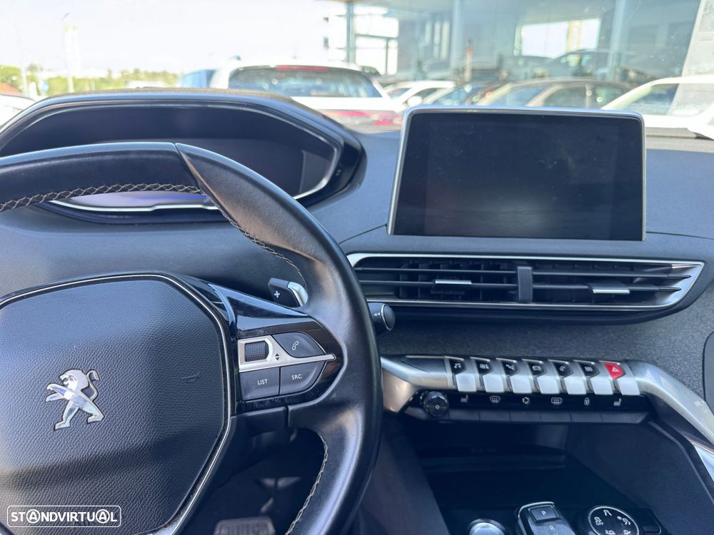 Peugeot 3008 1.2 PureTech Allure EAT8 - 16