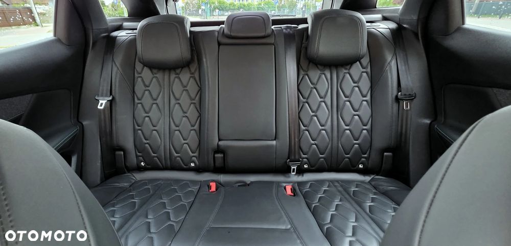 Peugeot 3008 225 e-EAT8 GT Pack - 11