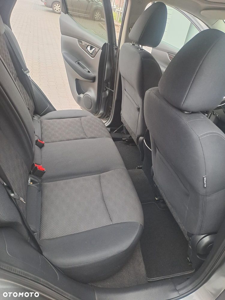 Nissan Qashqai 1.6 dCi 4 x 4 DPF tekna - 26