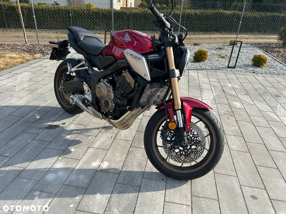 Honda CB - 3
